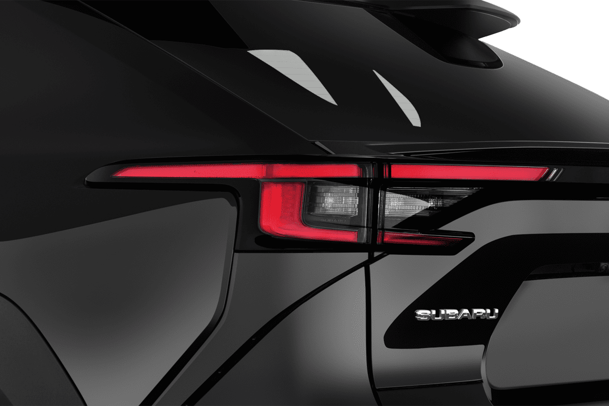 Heckleuchten eines Subaru Solterra