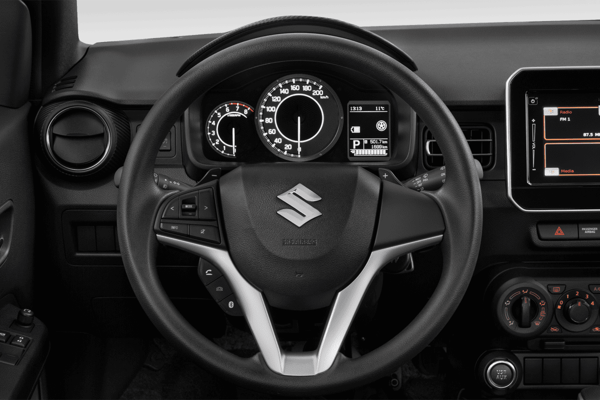 Lenkrad eines Suzuki Ignis Hybrid