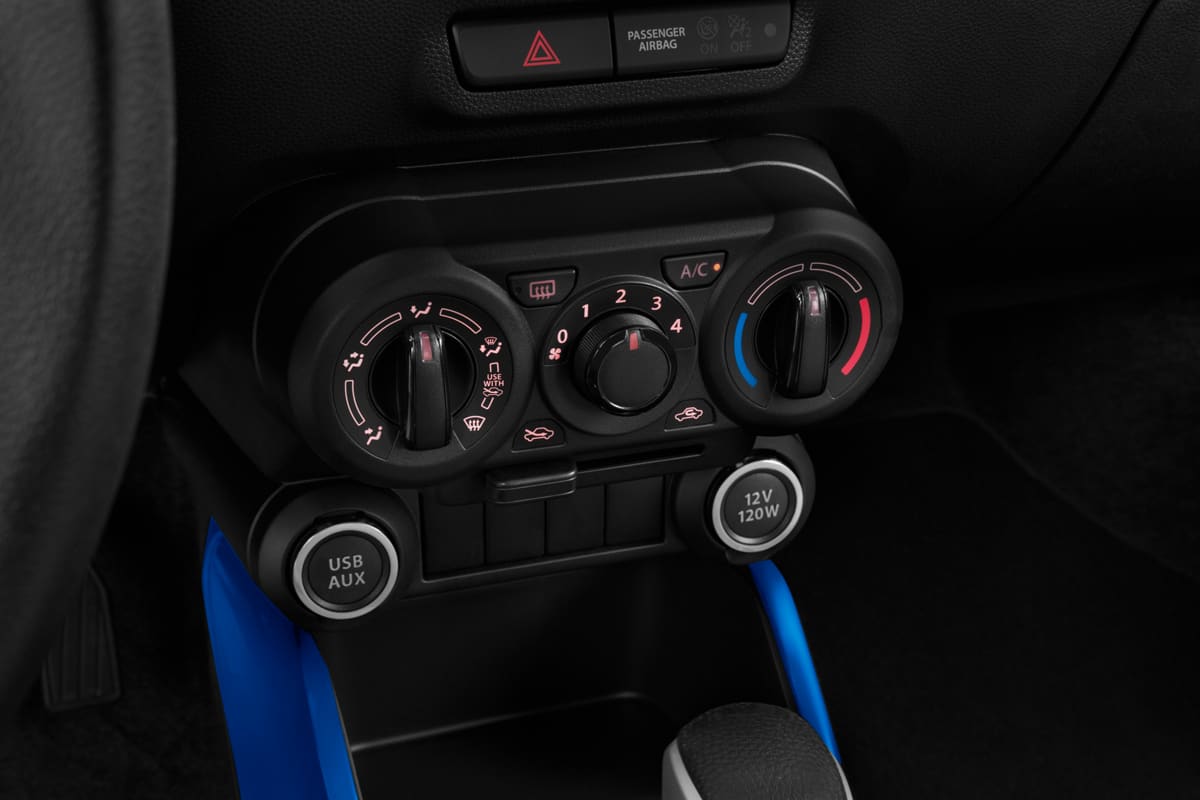 Klimasteuerung eines Suzuki Ignis Hybrid