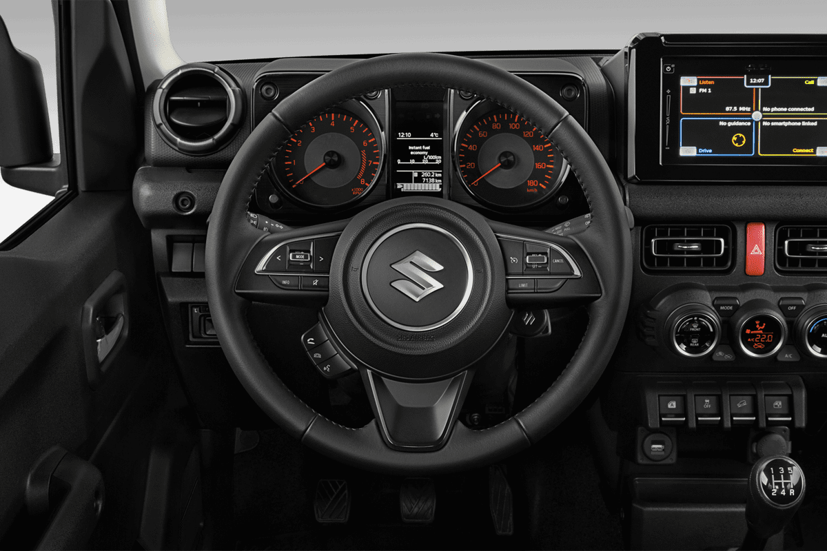 Lenkrad eines Suzuki Jimny