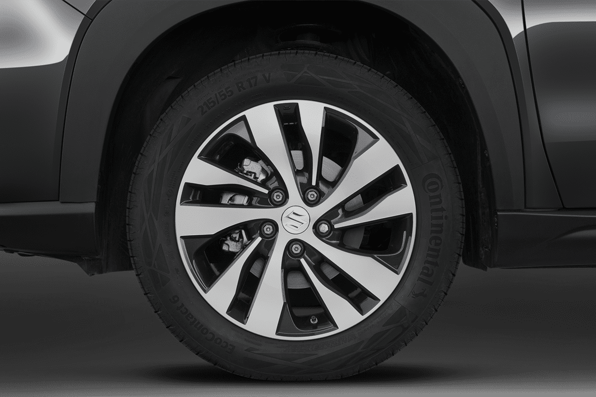 Radkappe oder Felge eines Suzuki S-Cross