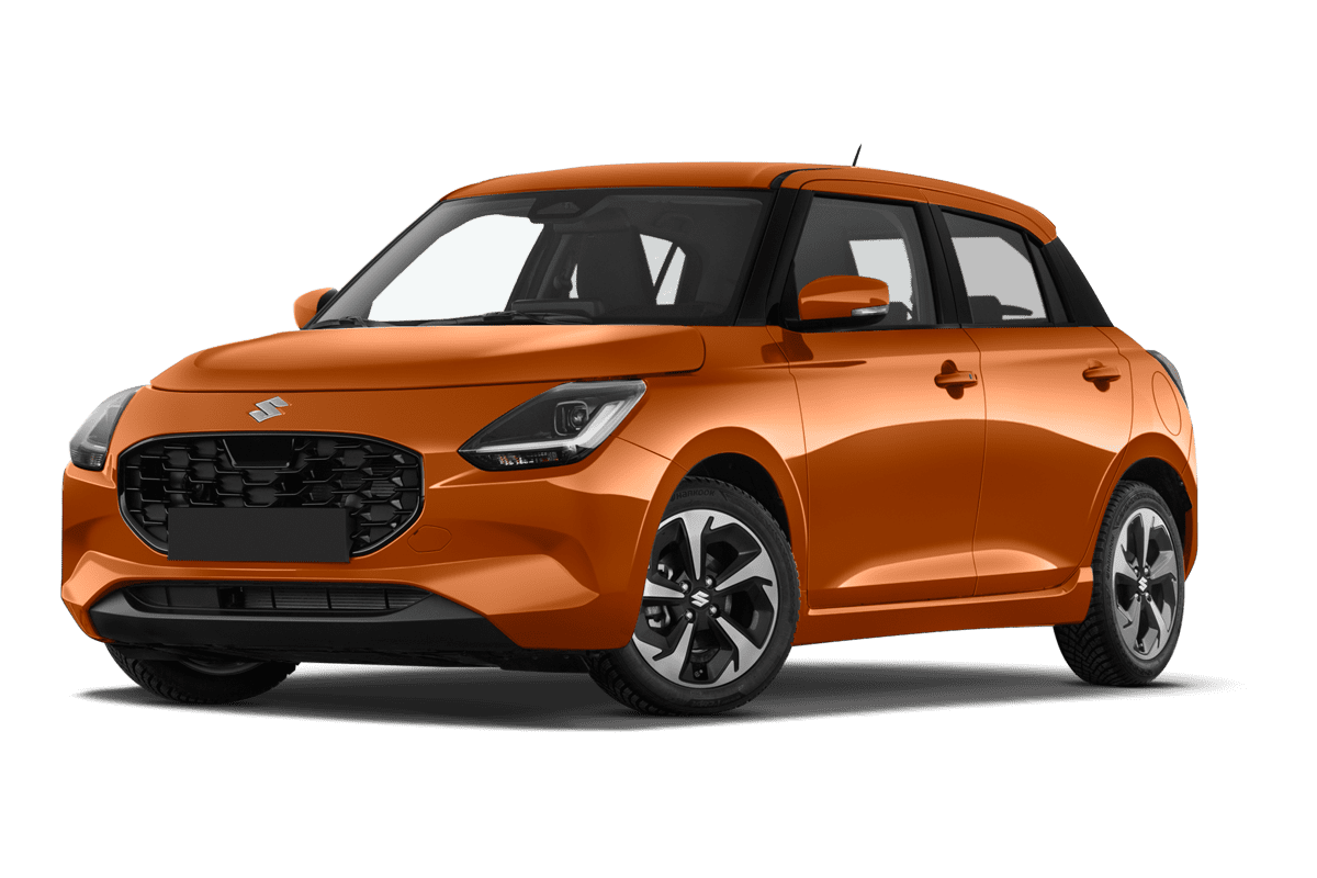 Tiefe, schräge Heckansicht eines Suzuki Swift Hybrid , freigestellt