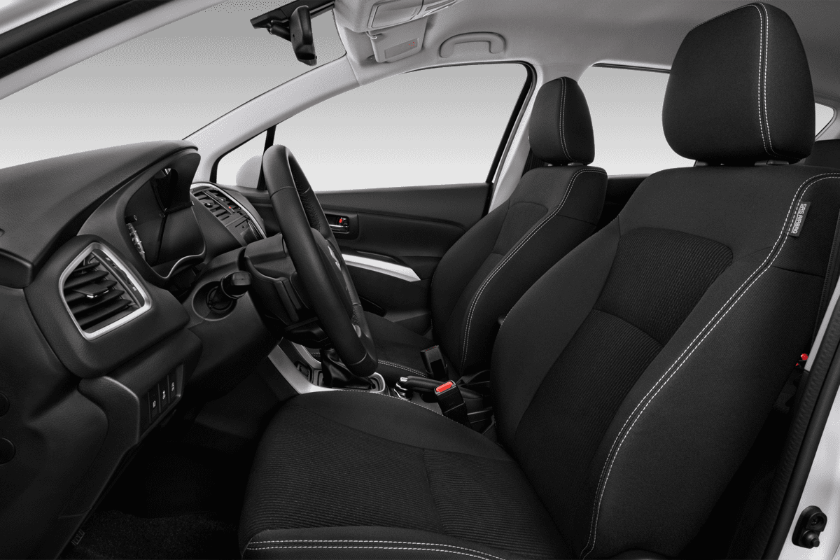 Vordersitze eines Suzuki SX4 S-CROSS