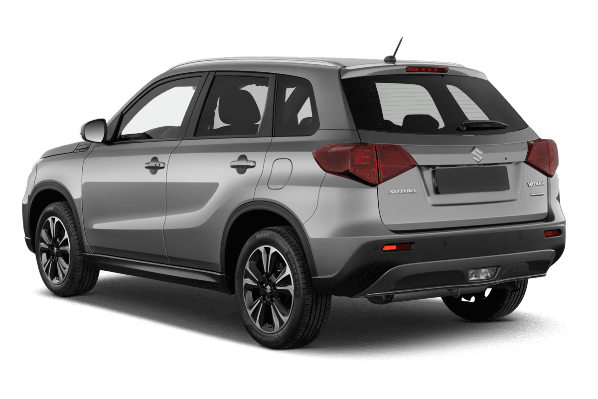 Schräge Heckansicht eines Suzuki eVitara (neues Modell), freigestellt