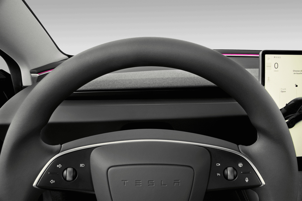 Kombiinstrument eines Tesla Model 3