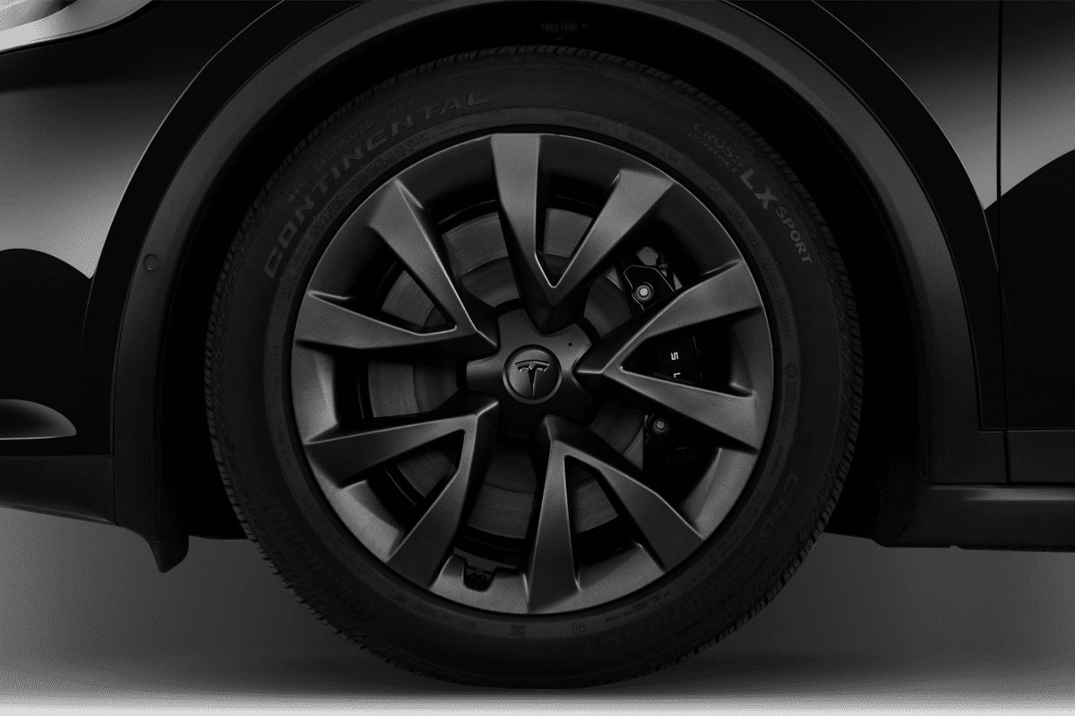 Radkappe oder Felge eines Tesla Model X