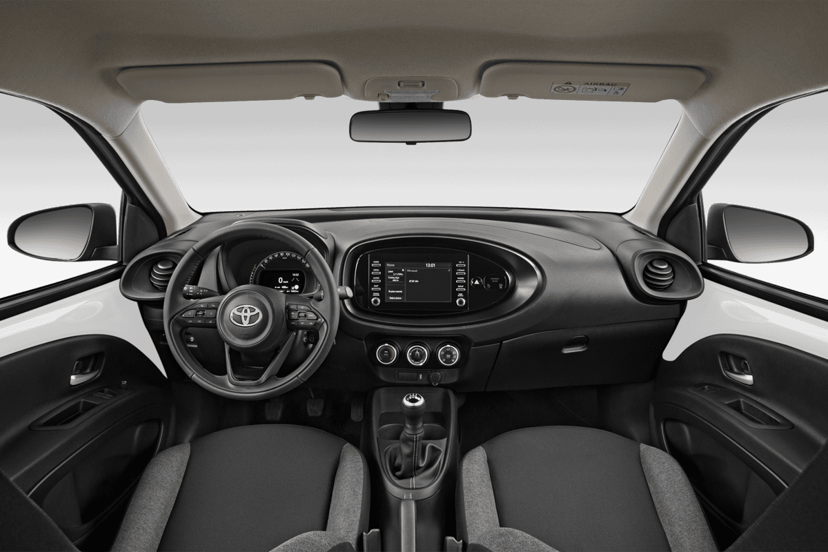 Armaturenbrett eines Toyota Aygo X