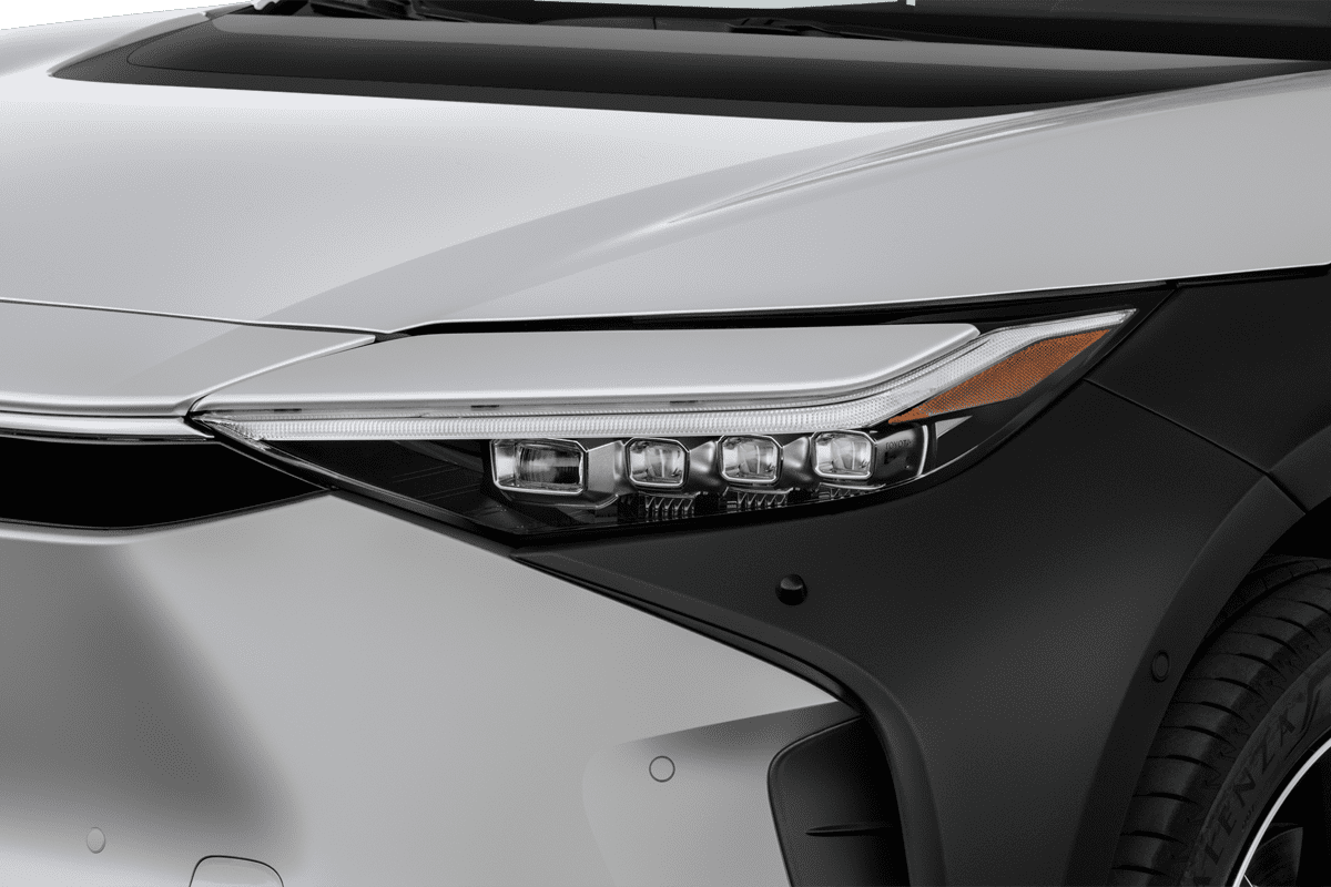 Frontscheinwerfer eines Toyota bZ4X