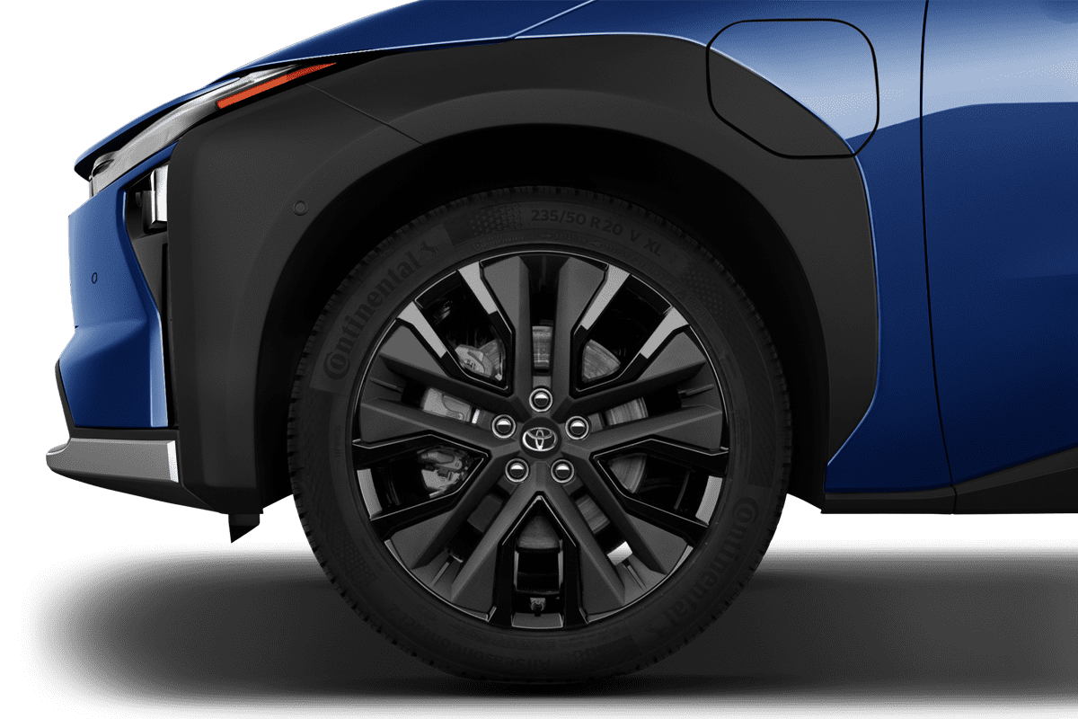 Radkappe oder Felge eines Toyota bZ4X Touring (KI-generiert)