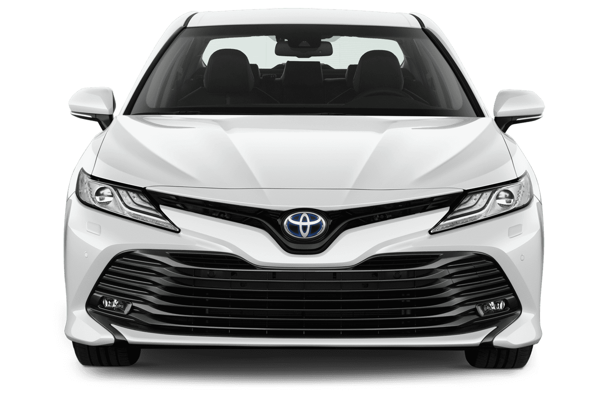 Frontansicht eines Toyota Camry, freigestellt