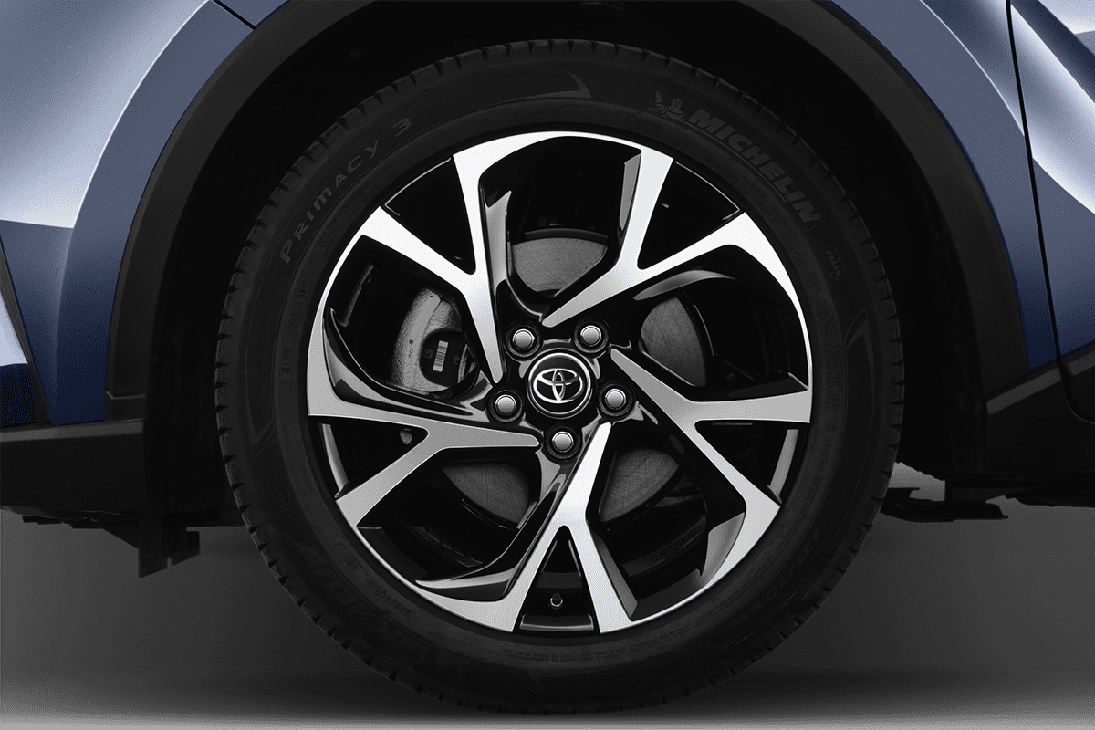 Radkappe oder Felge eines Toyota C-HR