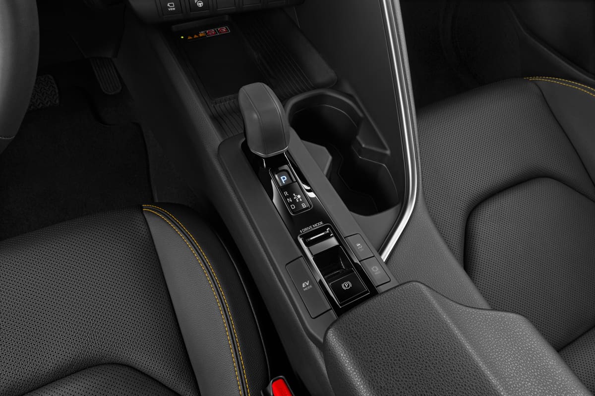 Schaltknüppel eines Toyota C-HR Plug-in-Hybrid