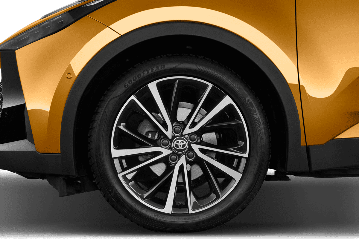 Radkappe oder Felge eines Toyota C-HR Plug-in-Hybrid