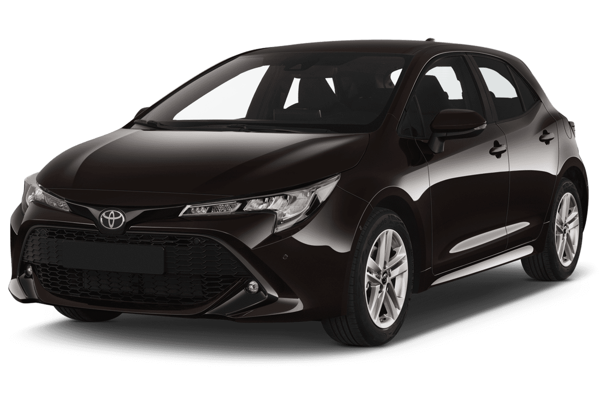 Schräge Frontansicht eines Toyota Corolla, freigestellt