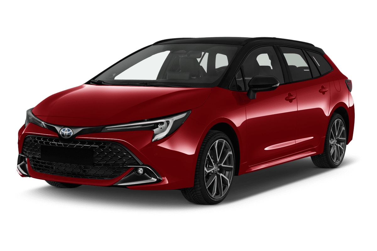 Schräge Frontansicht eines Toyota Corolla Touring Sports Hybrid, freigestellt