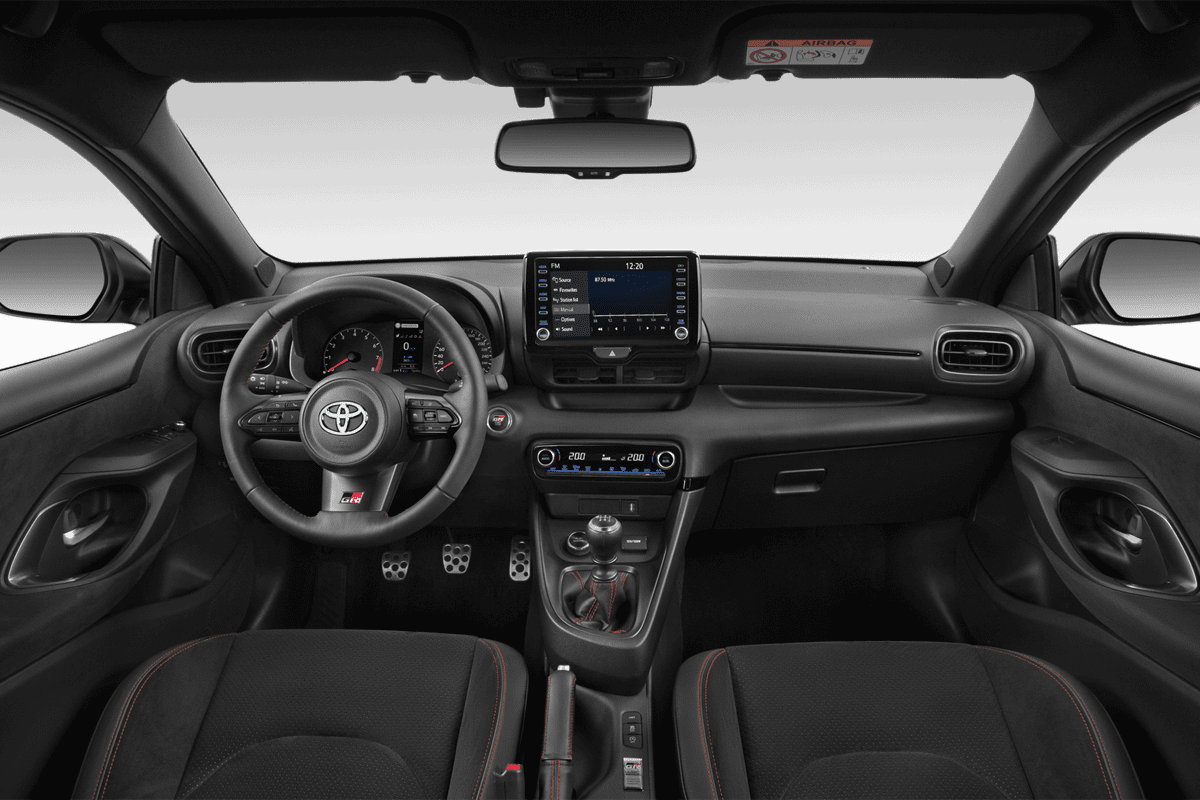 Armaturenbrett eines Toyota Yaris GR