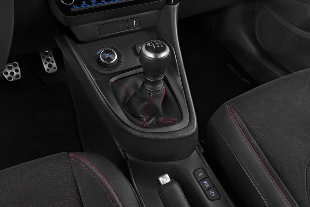 Schaltknüppel eines Toyota Yaris GR