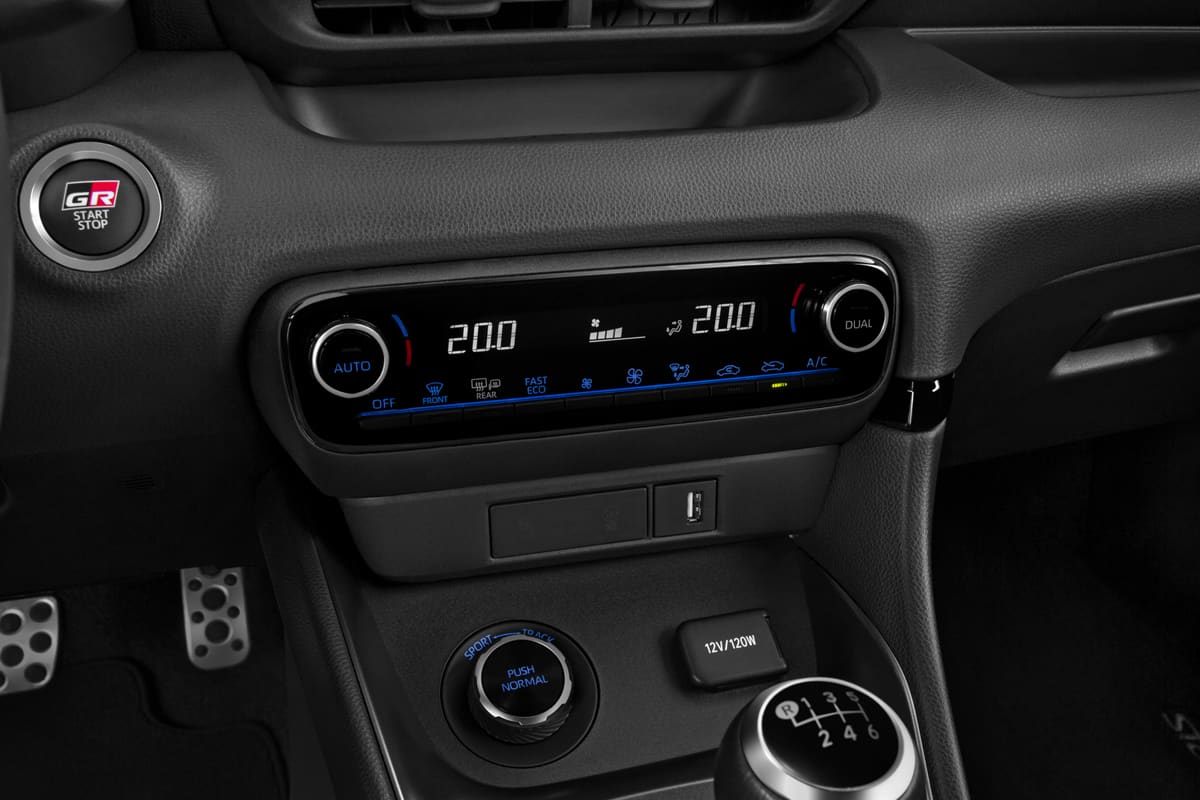 Klimasteuerung eines Toyota Yaris GR
