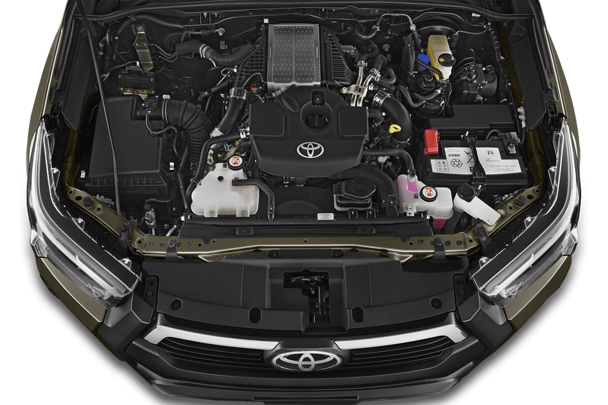 Motorraum eines Toyota Hilux