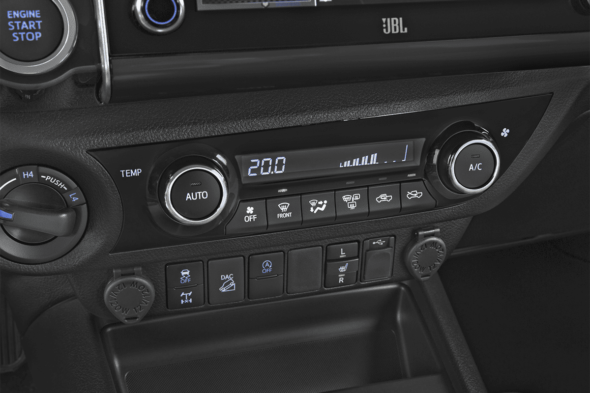 Klimasteuerung eines Toyota Hilux