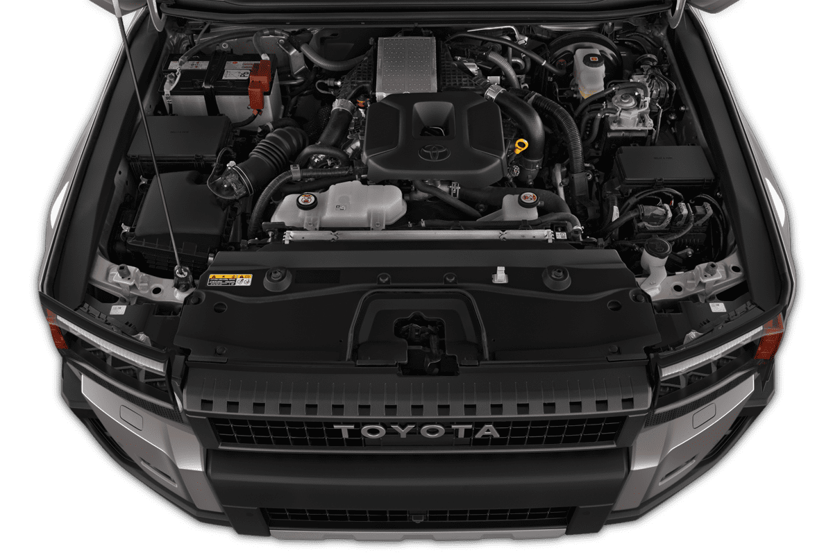 Motorraum eines Toyota Land Cruiser