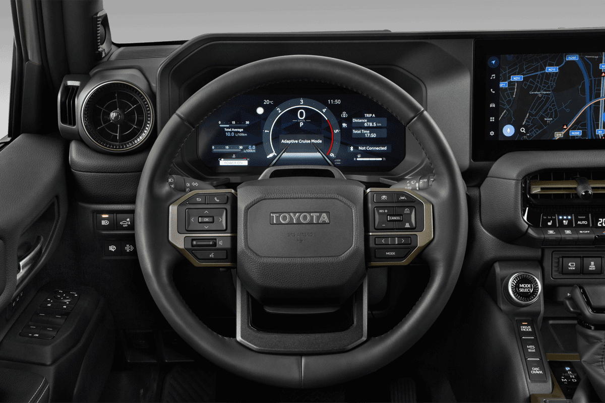 Lenkrad eines Toyota Land Cruiser