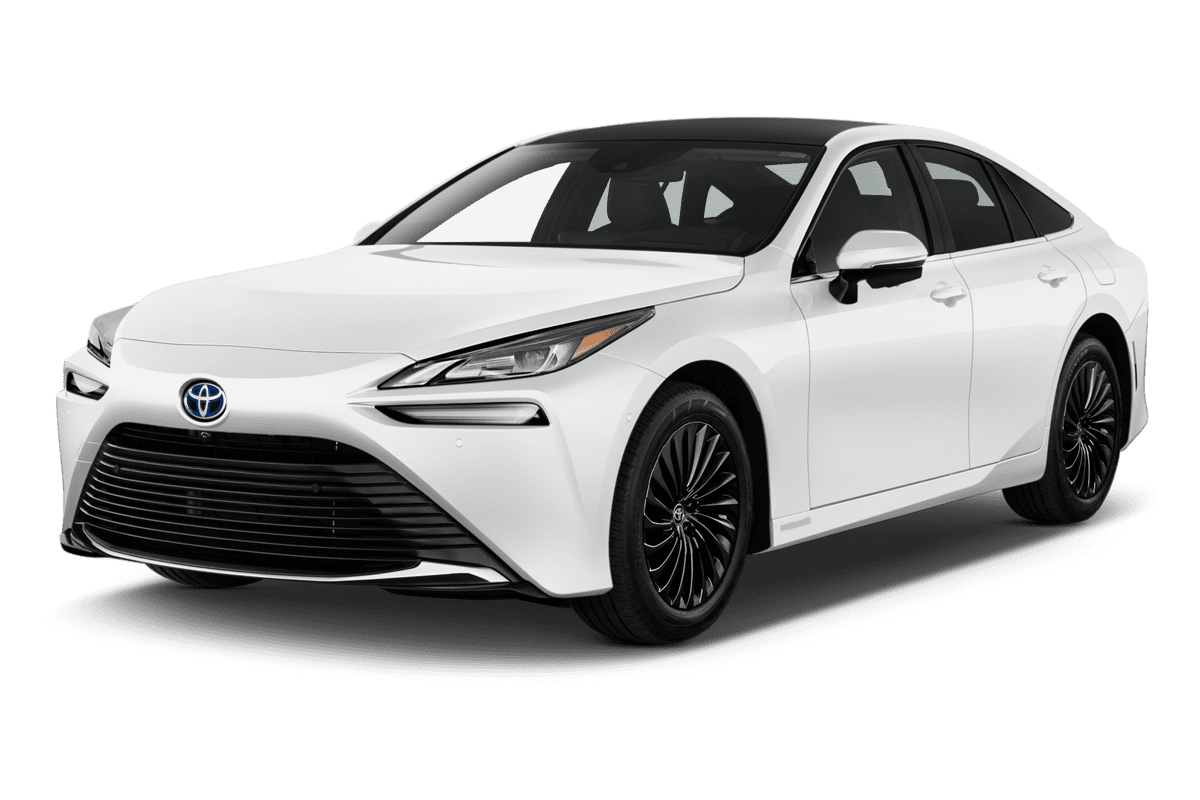 Schräge Frontansicht eines Toyota Mirai, freigestellt