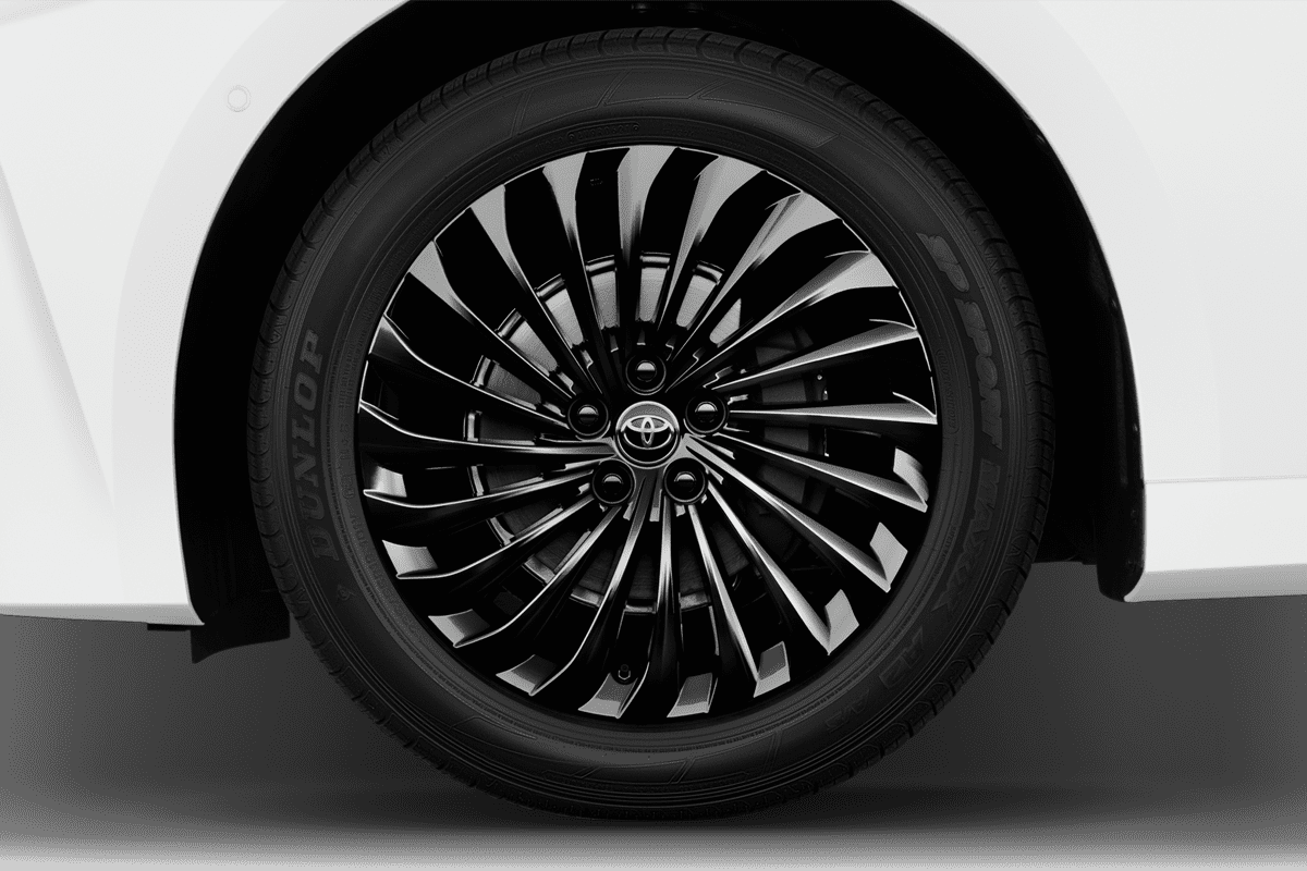 Radkappe oder Felge eines Toyota Mirai