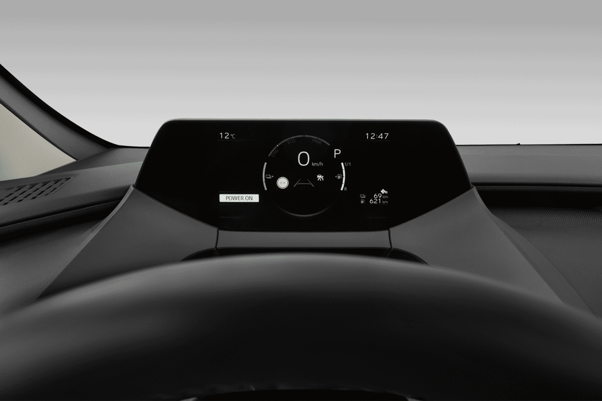 Kombiinstrument eines Toyota Prius Plug-in Hybrid