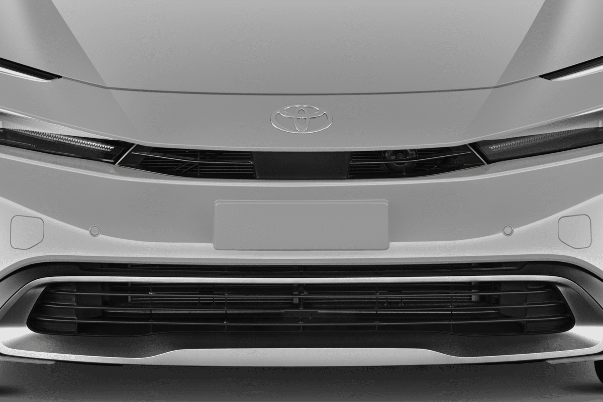 Kühlergrill eines Toyota Prius Plug-in Hybrid