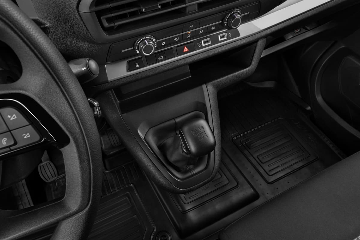 Schaltknüppel eines Toyota Proace