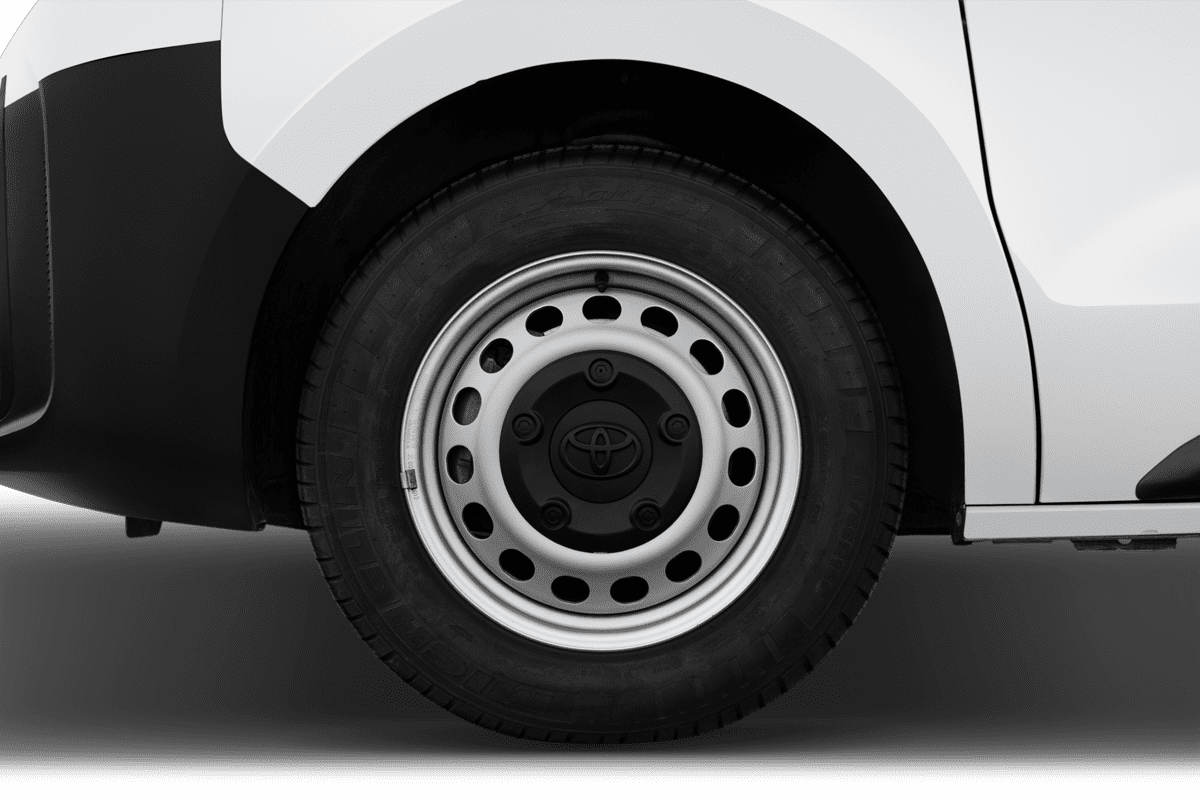 Radkappe oder Felge eines Toyota Proace