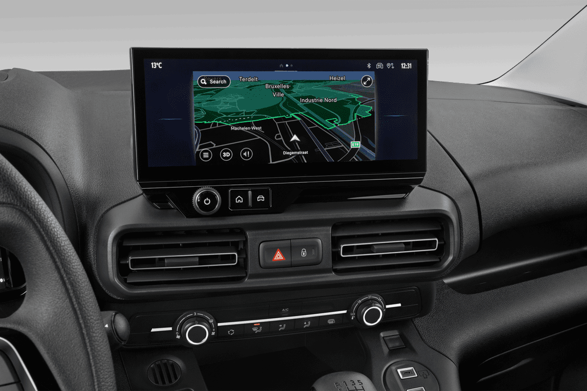 Mittelkonsole eines Toyota Proace City