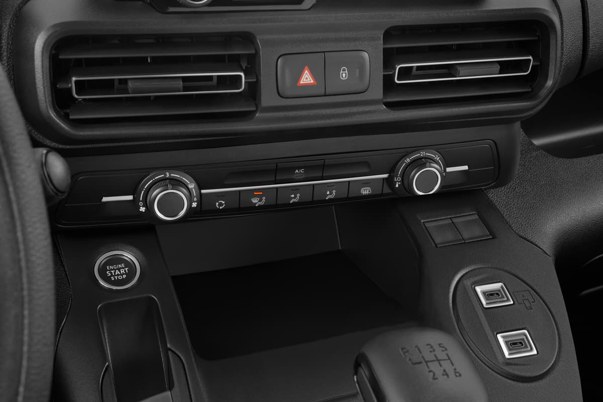 Klimasteuerung eines Toyota Proace City