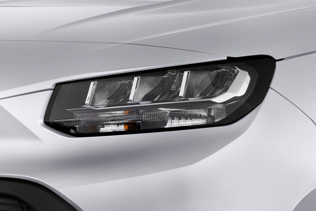 Frontscheinwerfer eines Toyota Proace City Electric