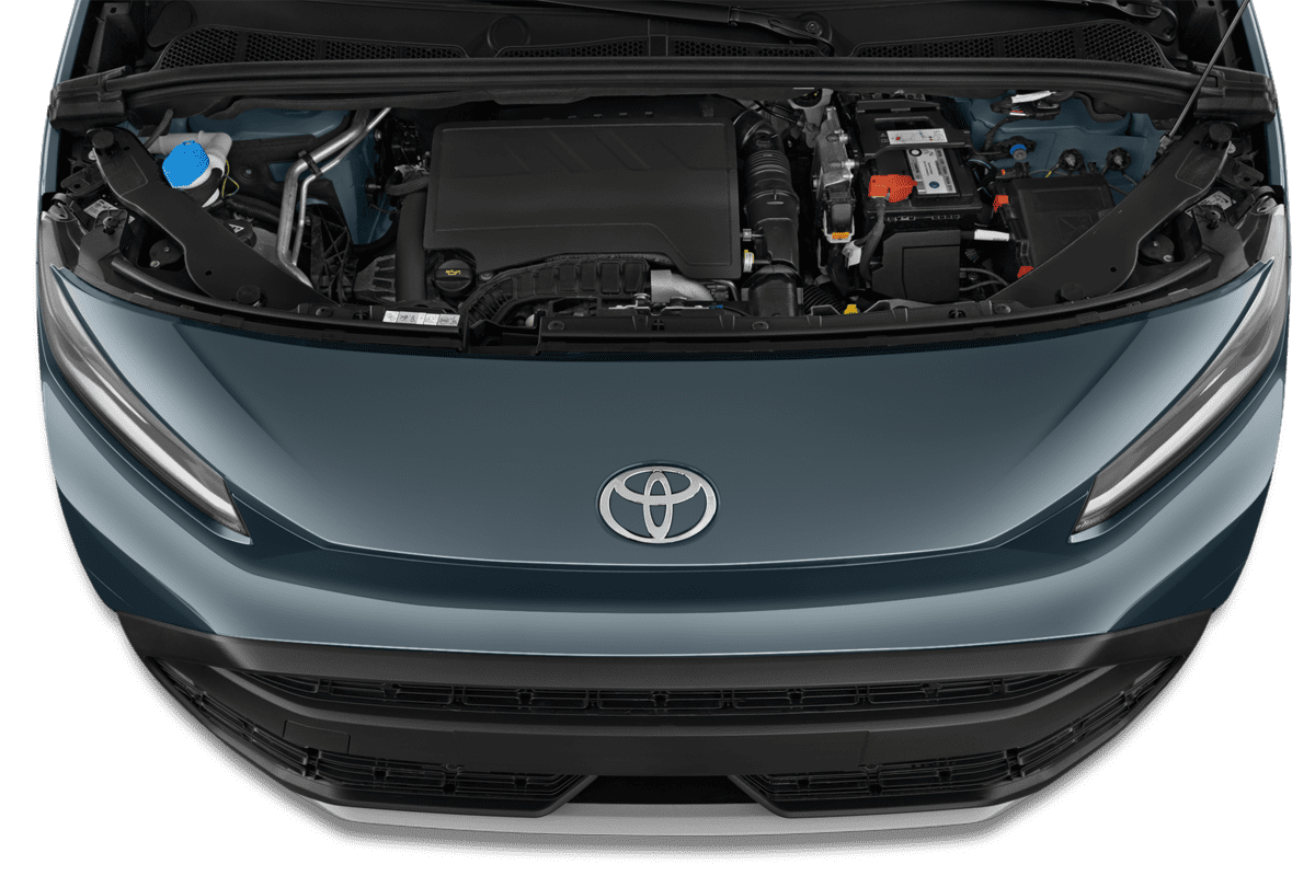 Motorraum eines Toyota Proace City Verso