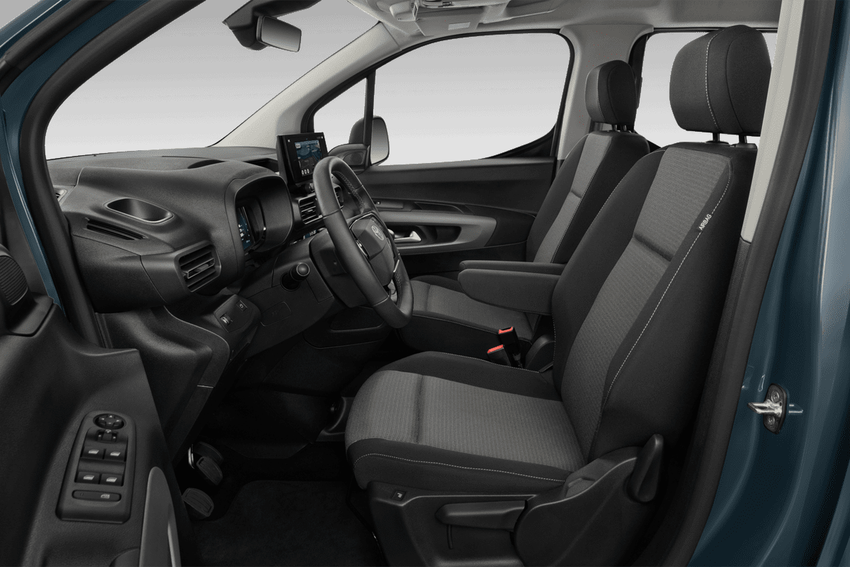 Vordersitze eines Toyota Proace City Verso