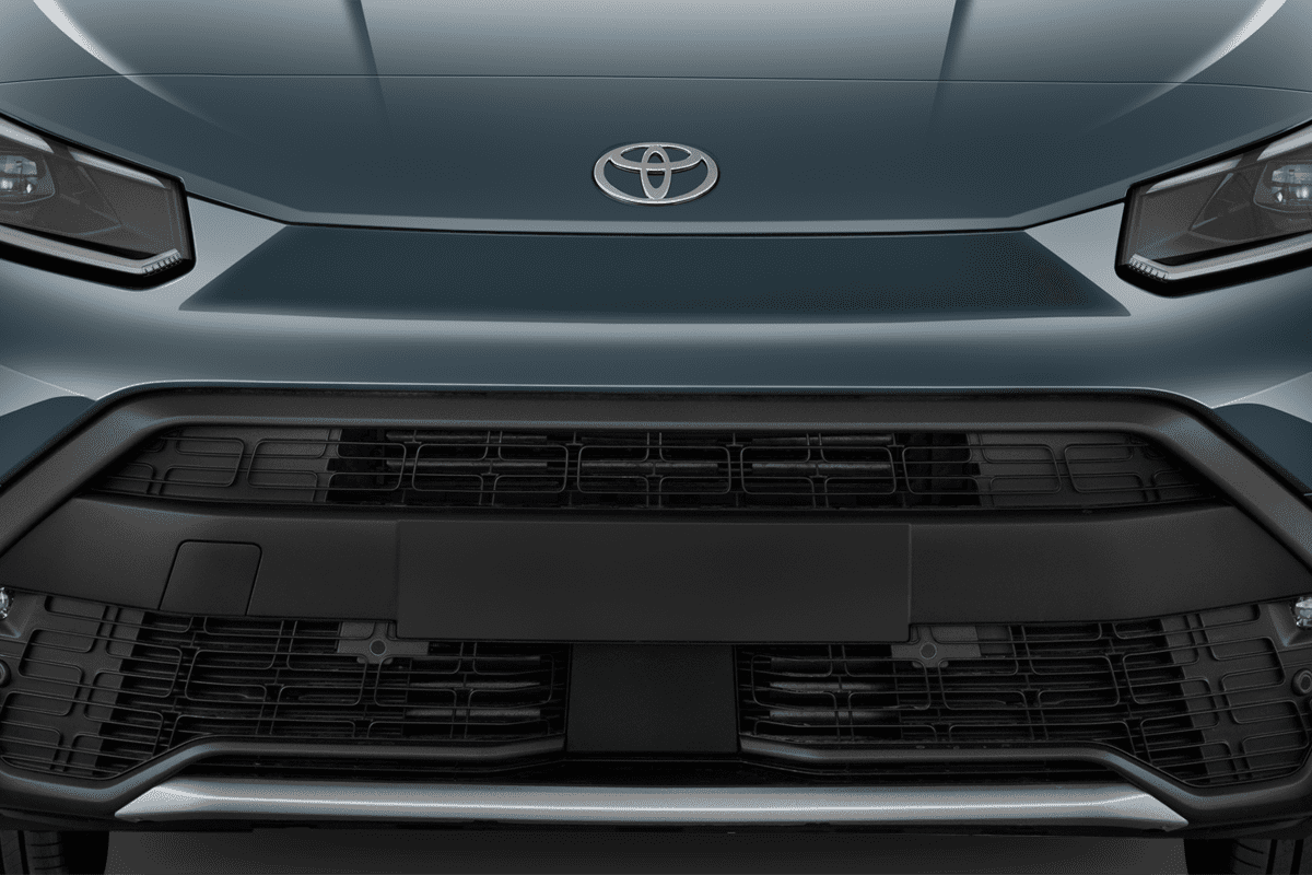 Kühlergrill eines Toyota Proace City Verso