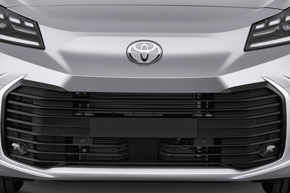 Kühlergrill eines Toyota Proace Electric