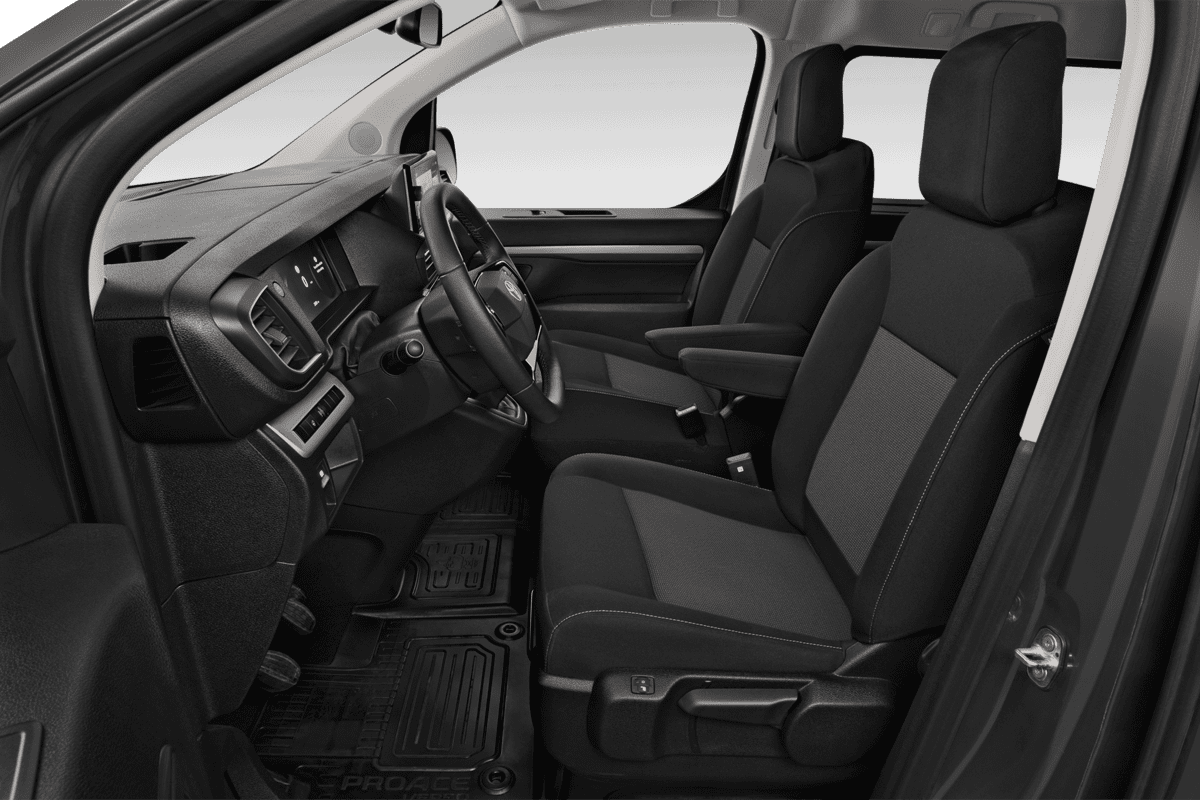 Vordersitze eines Toyota Proace Verso
