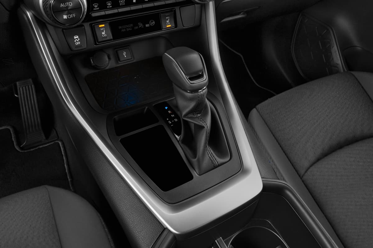 Schaltknüppel eines Toyota RAV4 Plug-In-Hybrid