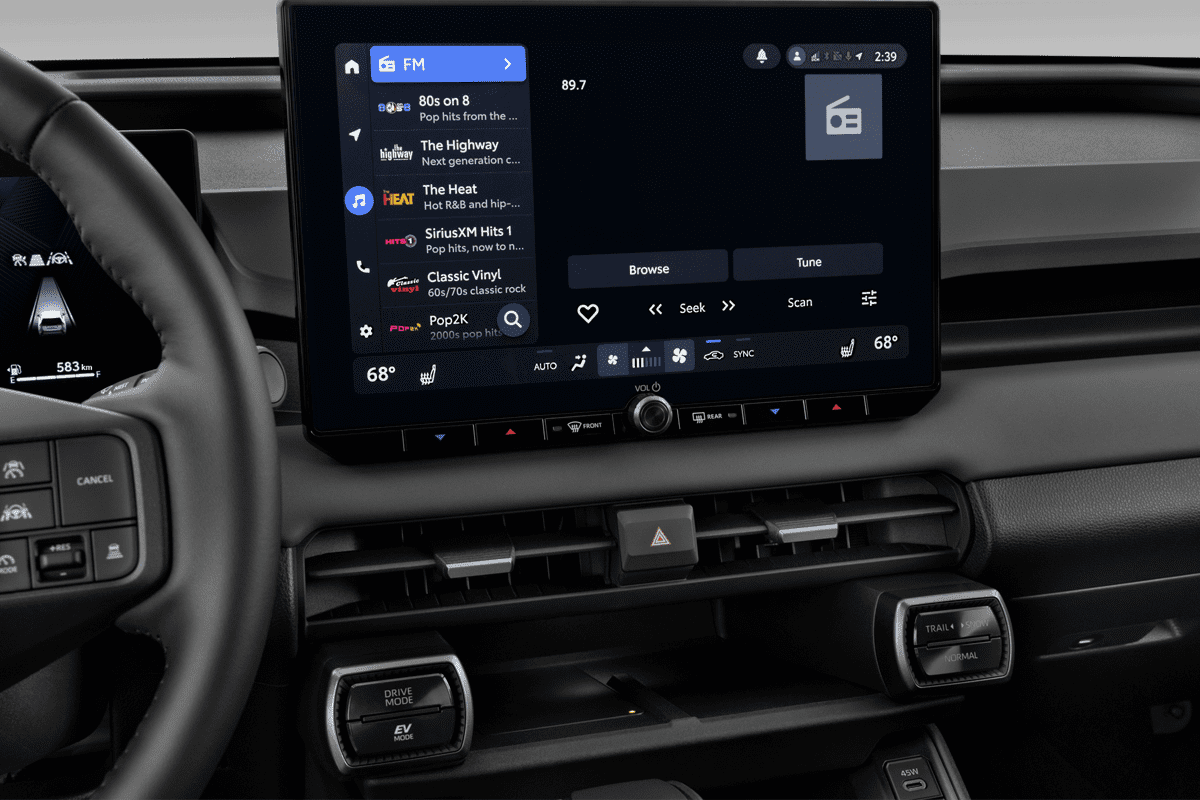 Audiosystem eines Toyota RAV4 Hybrid (neues Modell)