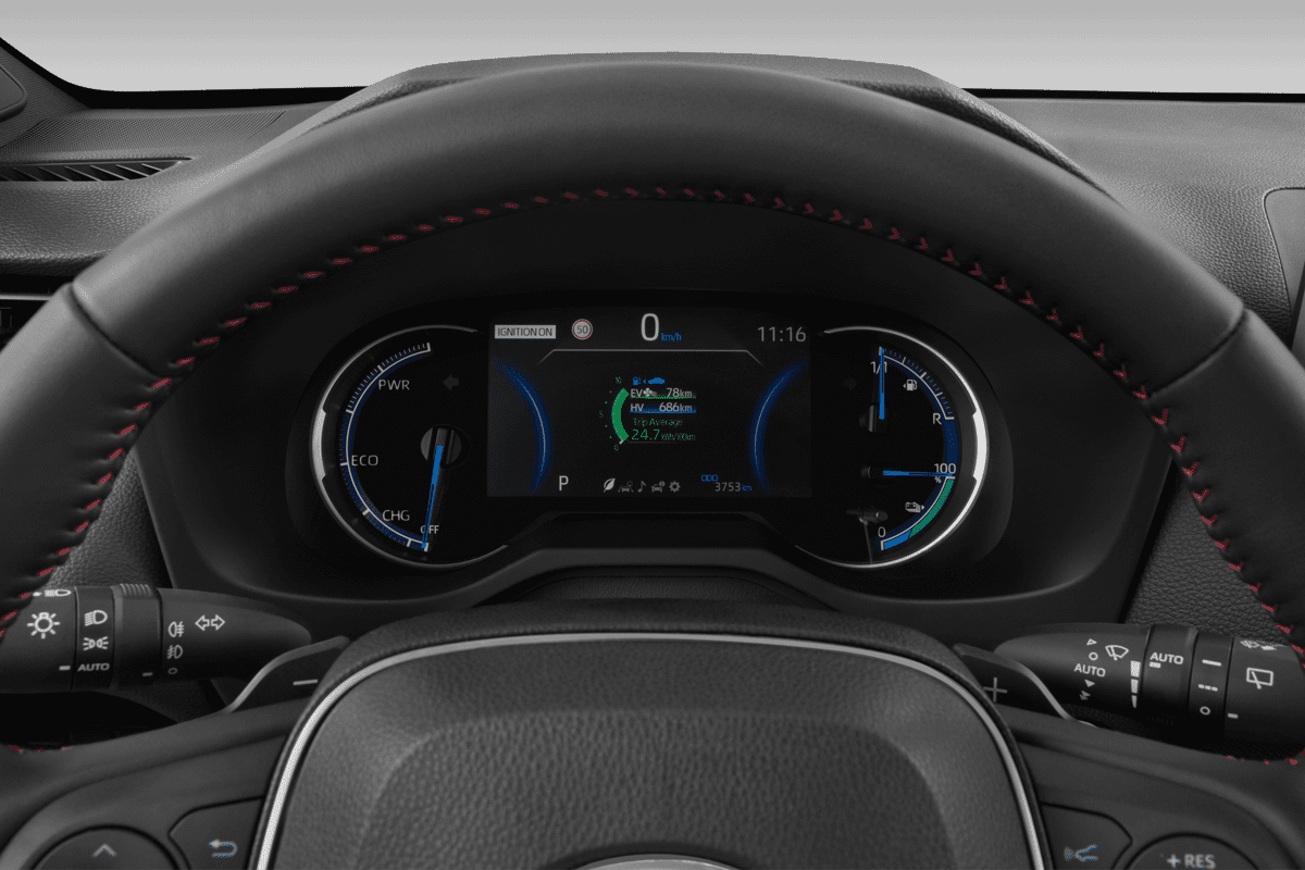 Kombiinstrument eines Toyota RAV4 Plug-In-Hybrid
