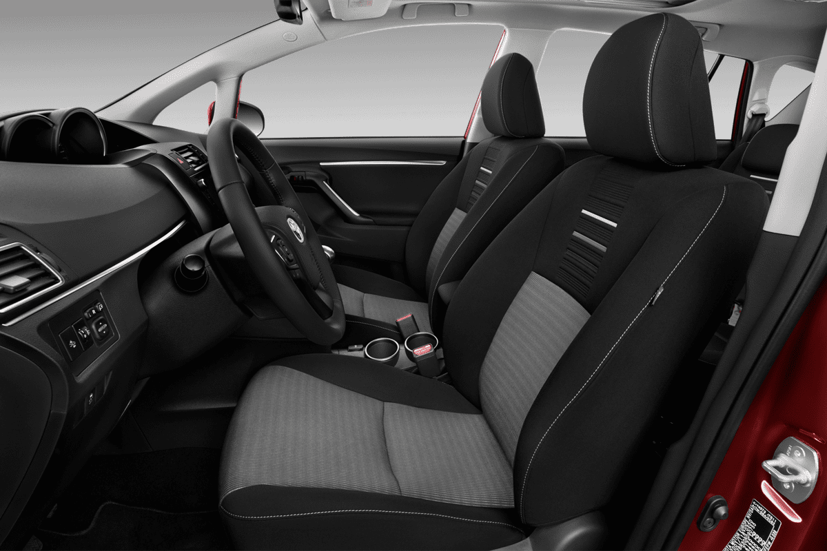 Vordersitze eines Toyota Verso