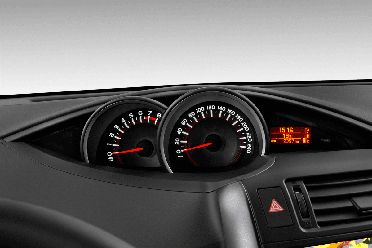 Kombiinstrument eines Toyota Verso