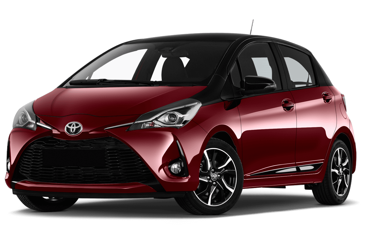Tiefe, schräge Heckansicht eines Toyota Yaris GR-S, freigestellt