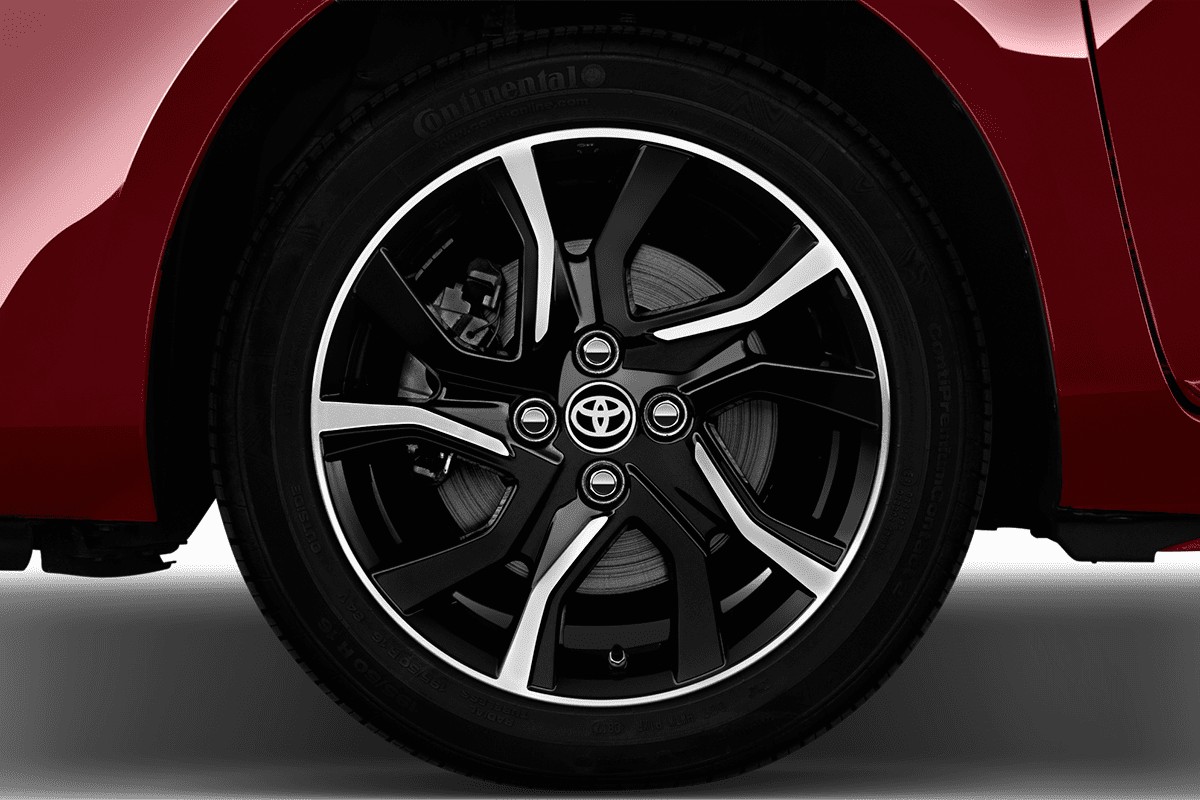 Radkappe oder Felge eines Toyota Yaris GR-S