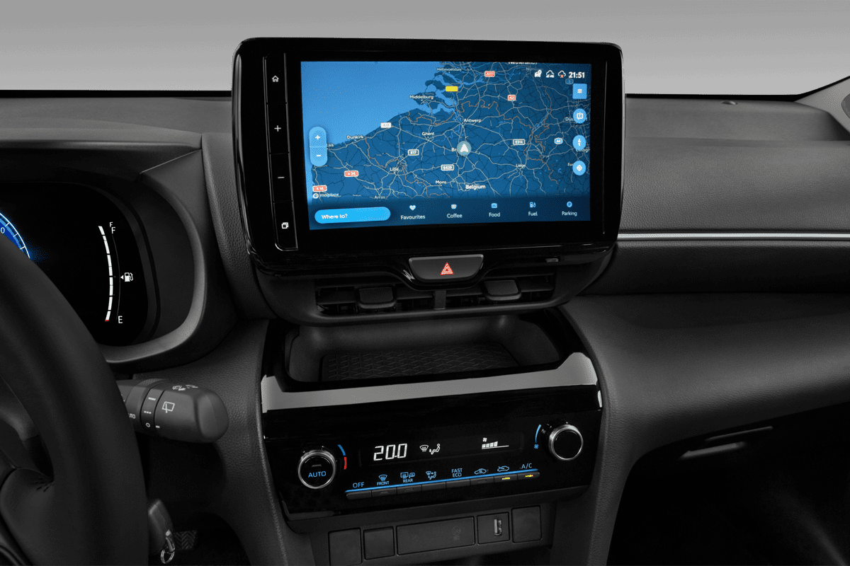 Mittelkonsole eines Toyota Yaris Cross Hybrid