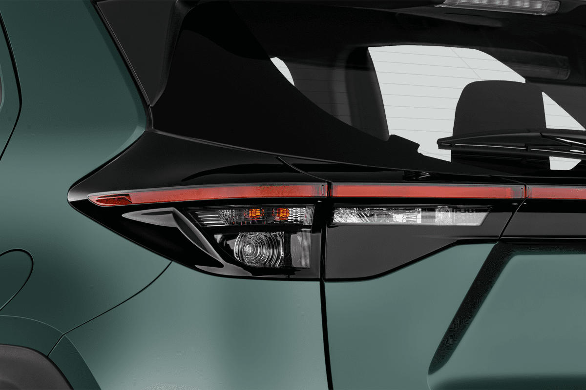 Heckleuchten eines Toyota Yaris Cross Hybrid
