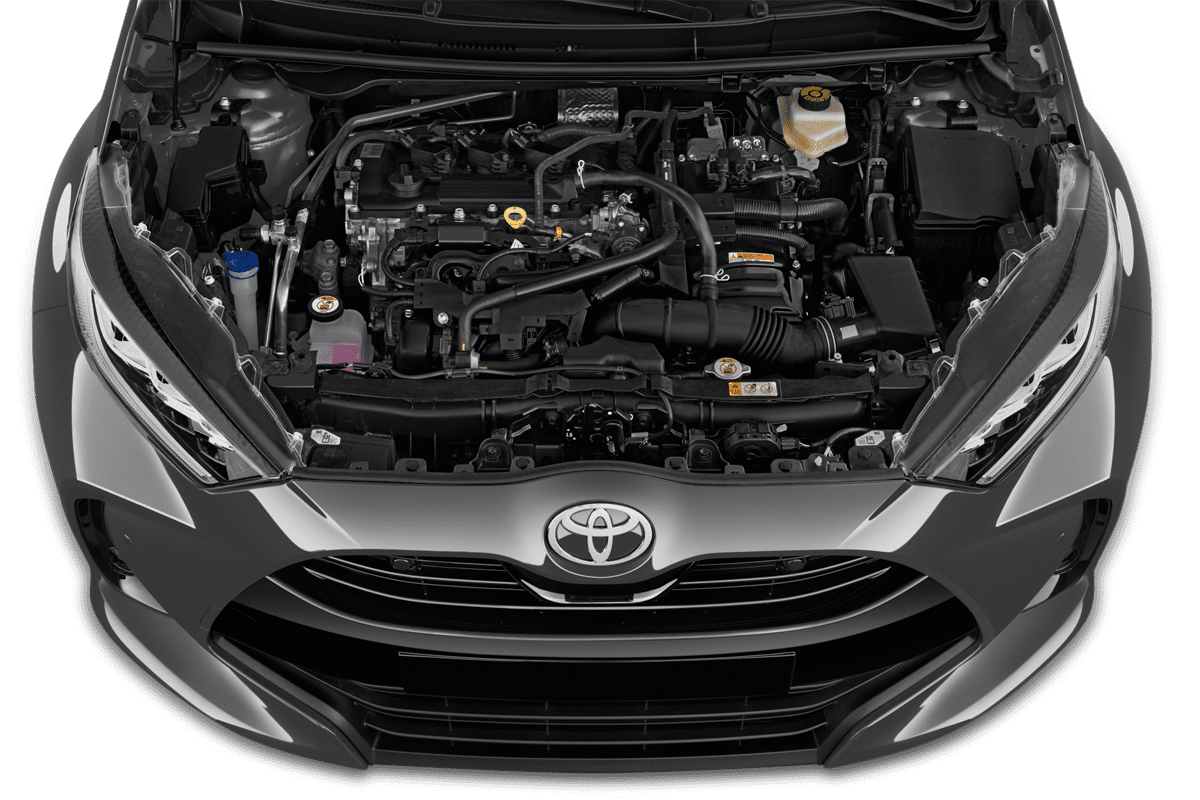 Motorraum eines Toyota Yaris Hybrid